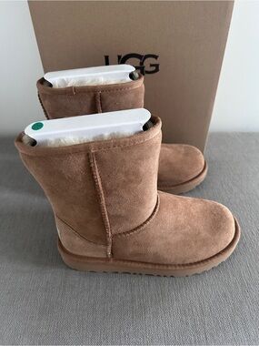 UGG kids classic II Boots - Chestnut Brown